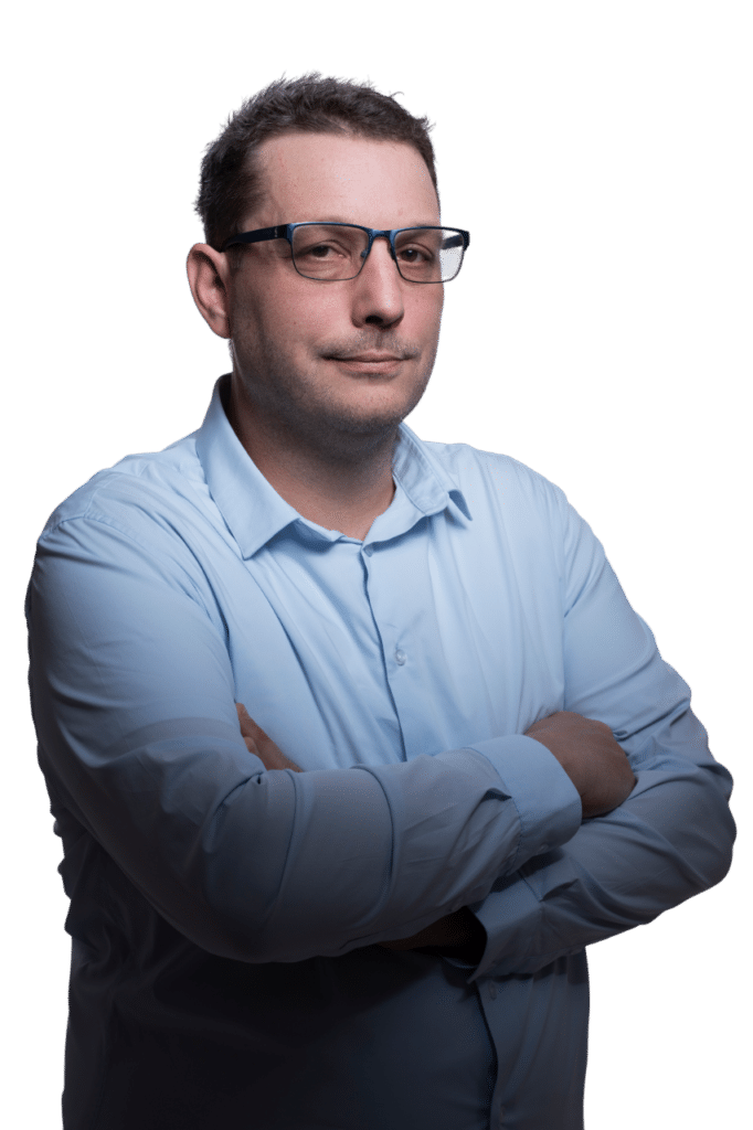 Simon Expert du turf et du quinte. Le turfiste pronostiqueur hippique professionnel
